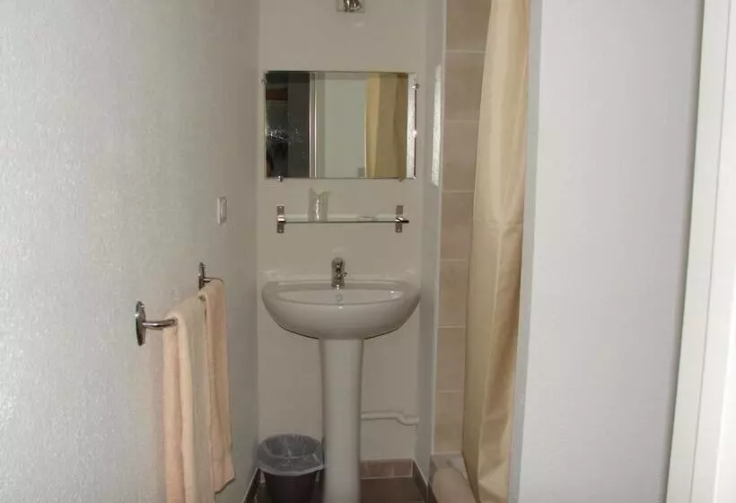 فندق De Paris Et Des Voyageurs