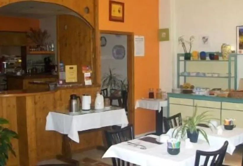 فندق De Paris Et Des Voyageurs