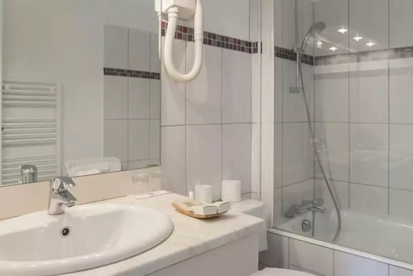 Отель Hôtel Saint Jacques