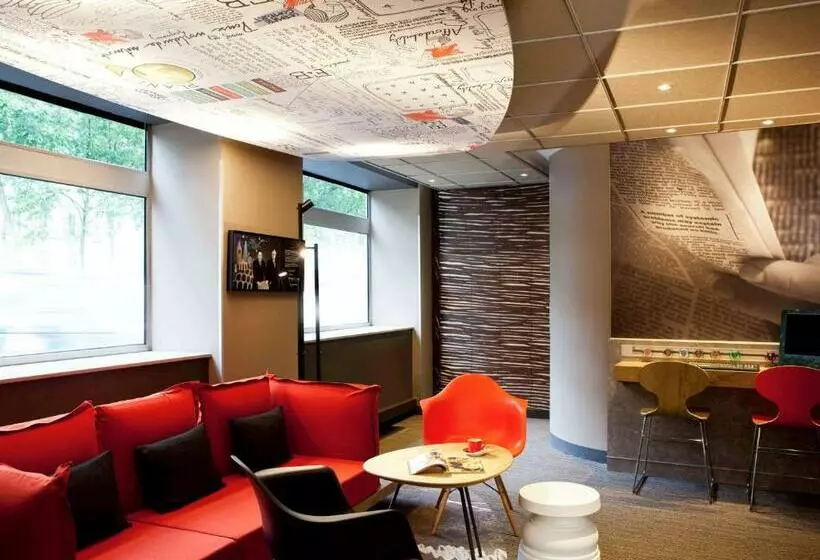 هتل Mercure Paris Butte Montmartre Basilique