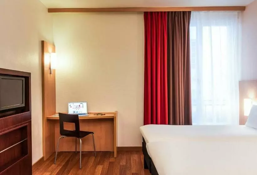 هتل Mercure Paris Butte Montmartre Basilique