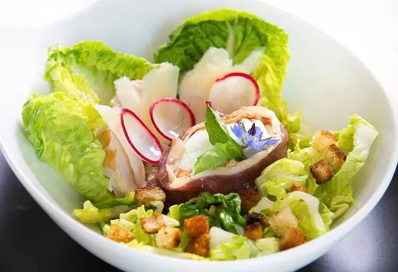 هتل Logis Le Relais De Farrou Hôtel Restaurant Spa