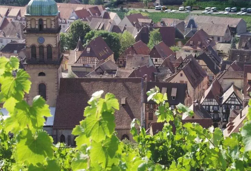 בית מלון כפרי Les Remparts