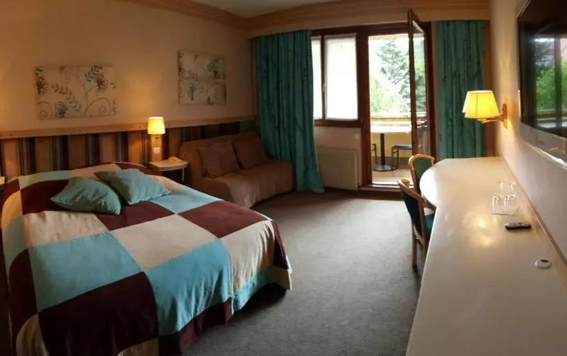 בית מלון כפרי Les Remparts