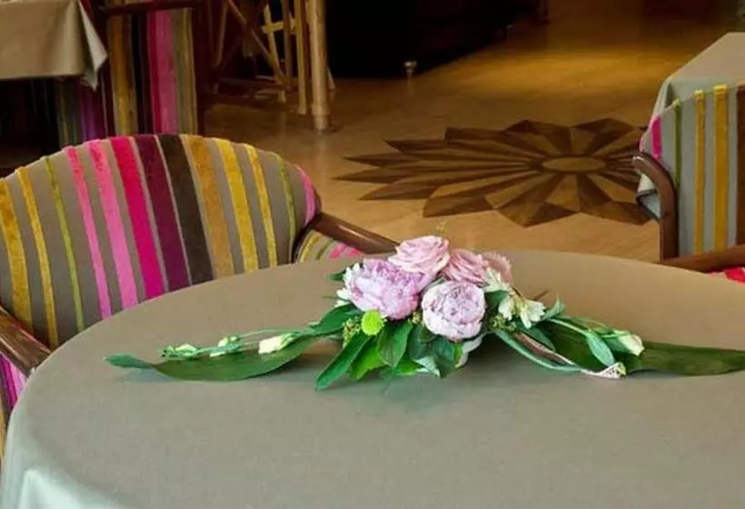 בית מלון כפרי Les Remparts