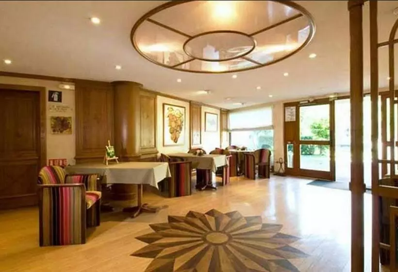 בית מלון כפרי Les Remparts