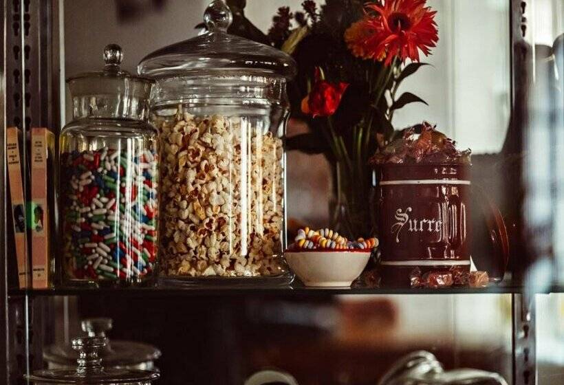 هتل Maison Saintonge