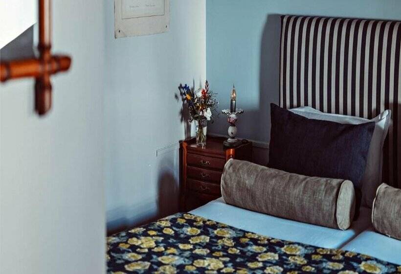 هتل Maison Saintonge