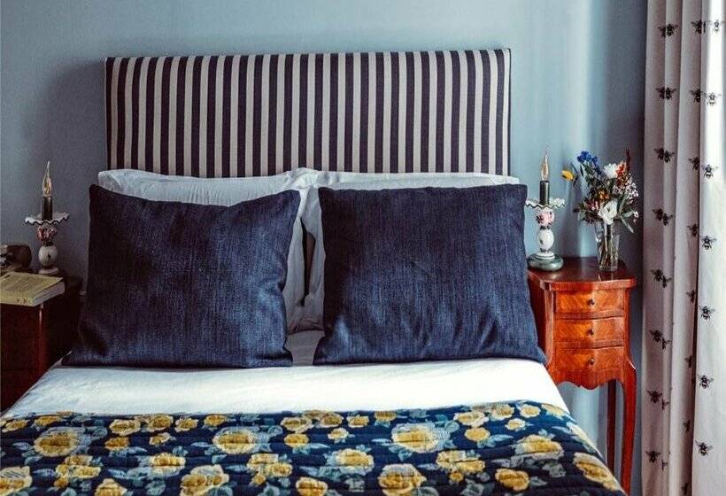 هتل Maison Saintonge