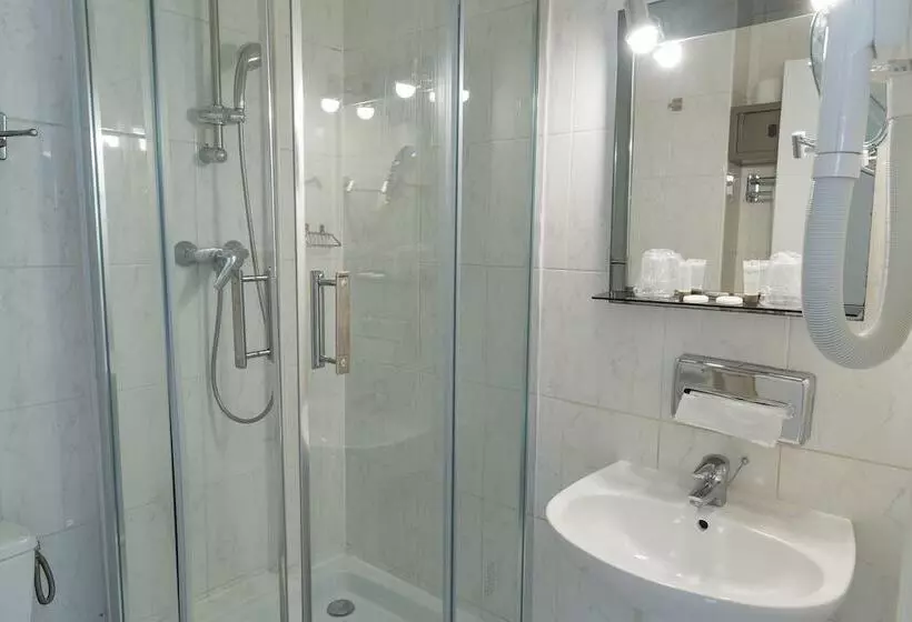 Panam Hotel Paris Gambetta  Place Gambetta Mairie Du 20 Emme