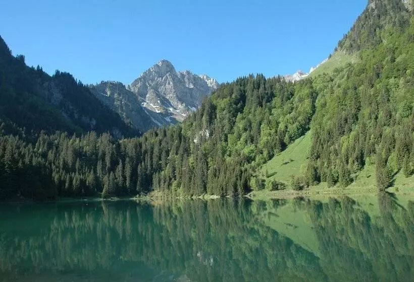 בית מלון כפרי Royal