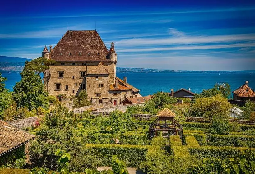 בית מלון כפרי Royal