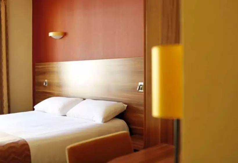 Отель Résidence Share Inn