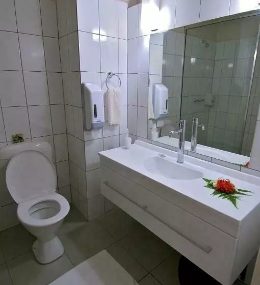 酒店 Savusavu Hot Springs