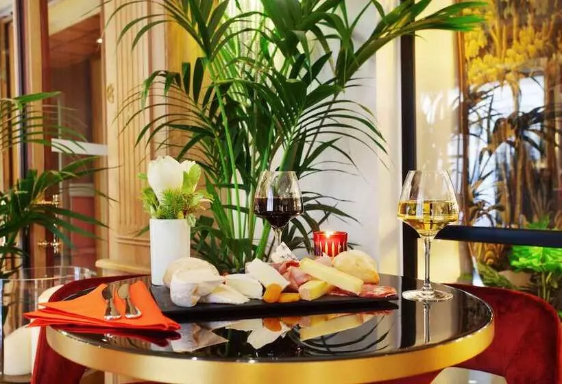 Hotel Trianon Rive Gauche