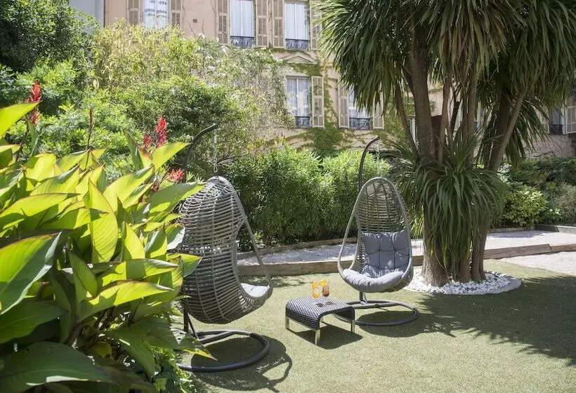 Отель Villa Victoria