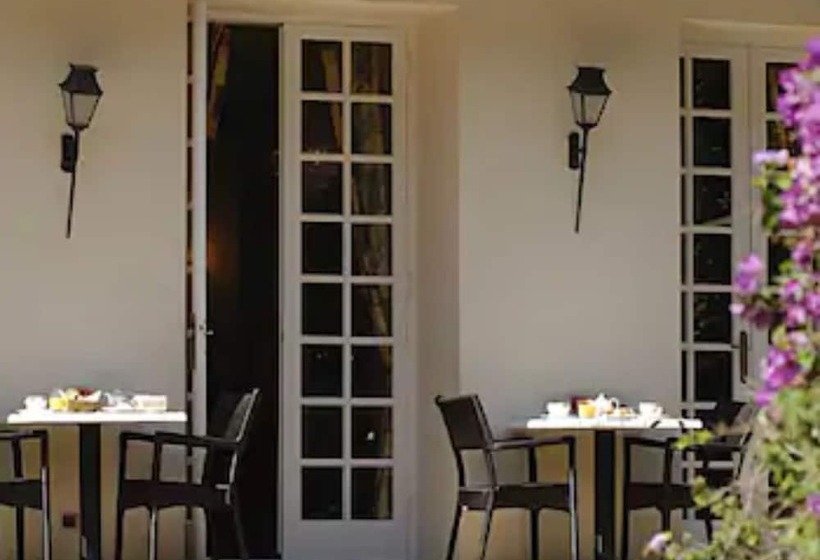 هتل Villa Victoria