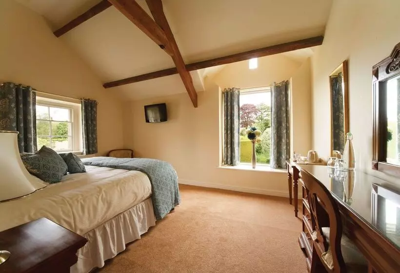 Leigh Park Country House Hotel & Vineyard, Bw Signature Collection