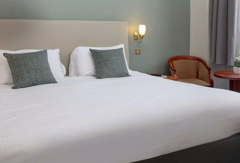 هتل Best Western Queens