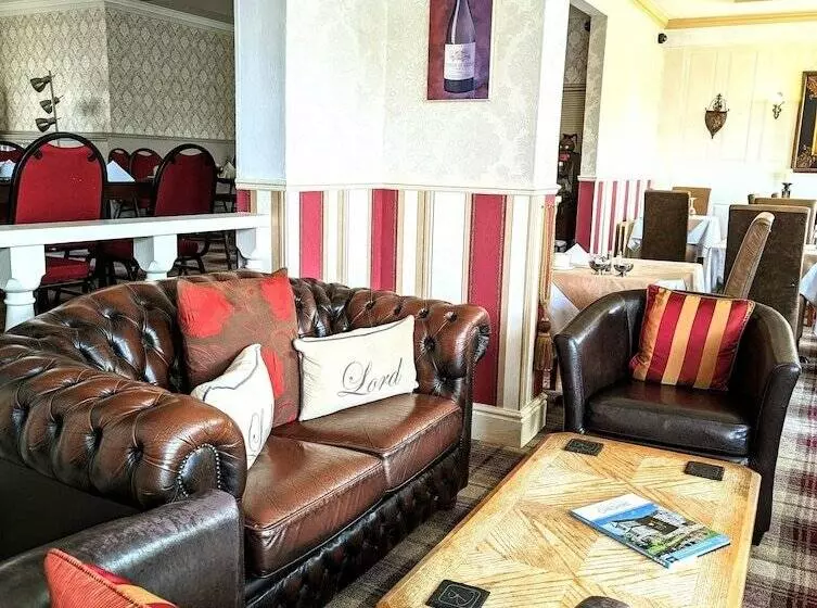 Brookside Hotel & Restaurant ,suitable For Solo Travelers, Couples, Families, Groups Education Trips