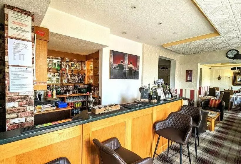 Brookside Hotel & Restaurant ,suitable For Solo Travelers, Couples, Families, Groups Education Trips