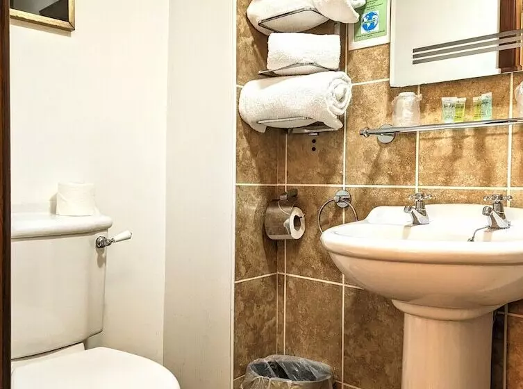 Brookside Hotel & Restaurant ,suitable For Solo Travelers, Couples, Families, Groups Education Trips