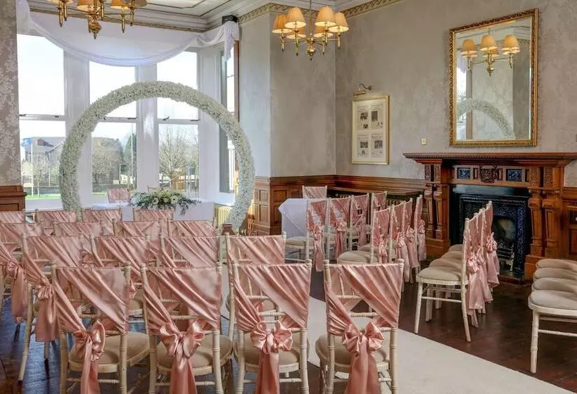 Burnley North Oaks Hotel And Leisure Club