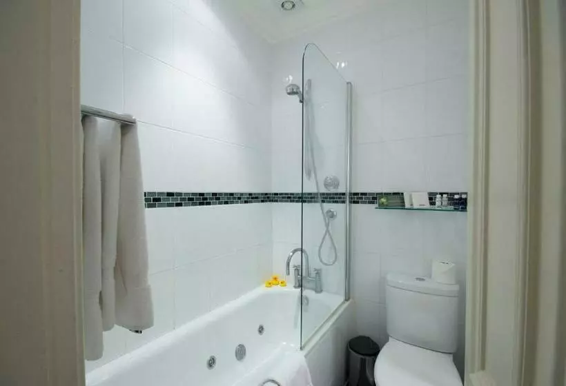 בית מלון כפרי Chateau La Chaire