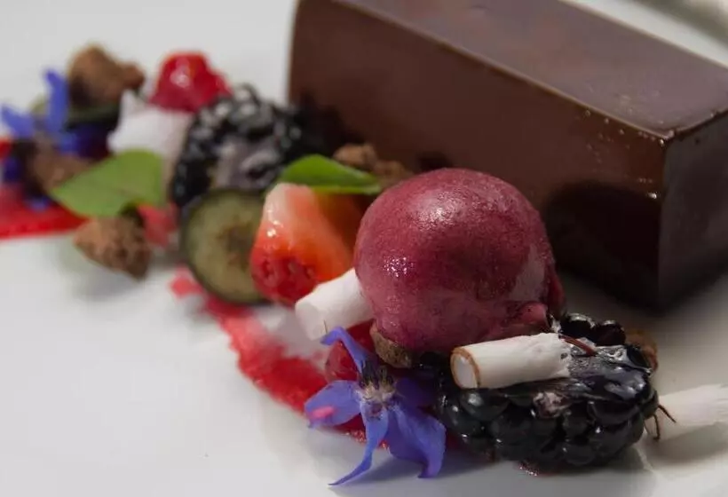 בית מלון כפרי Chateau La Chaire