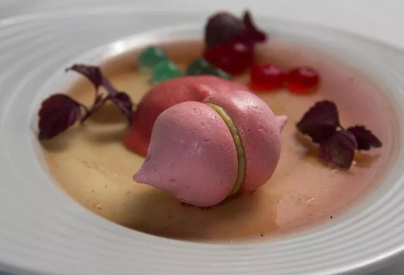 בית מלון כפרי Chateau La Chaire