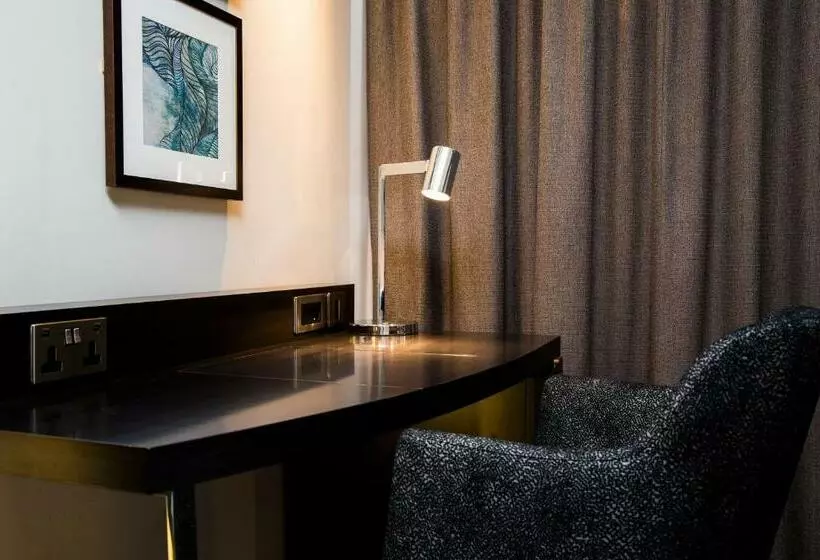 Hotel Crowne Plaza Basingstoke, An Ihg