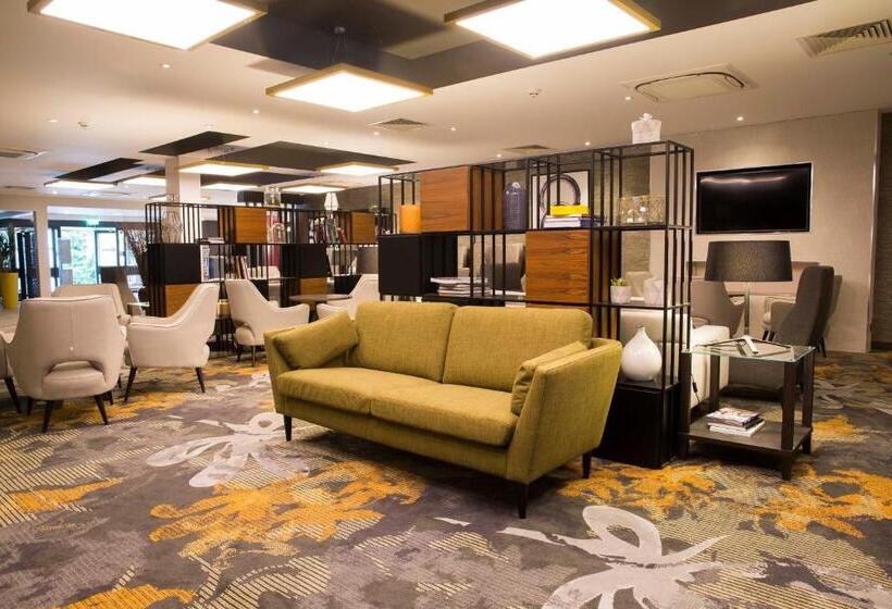 호텔 Crowne Plaza Basingstoke, An Ihg