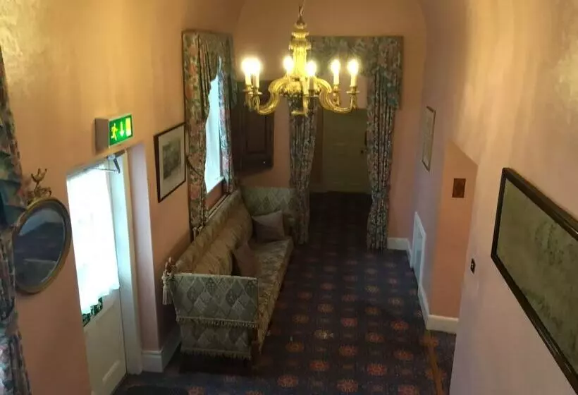 Отель Culloden House