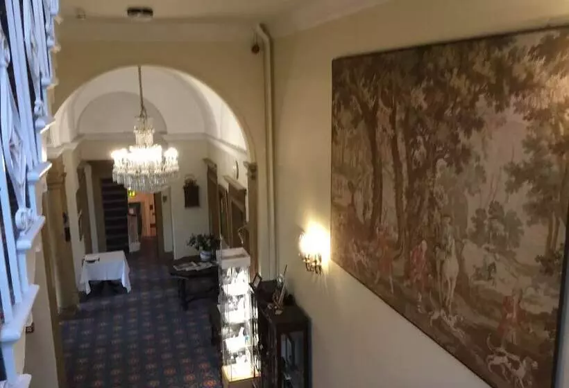 Отель Culloden House