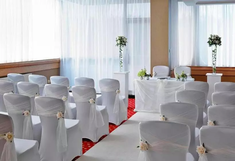 Delta Hotels By Marriott Edinburgh