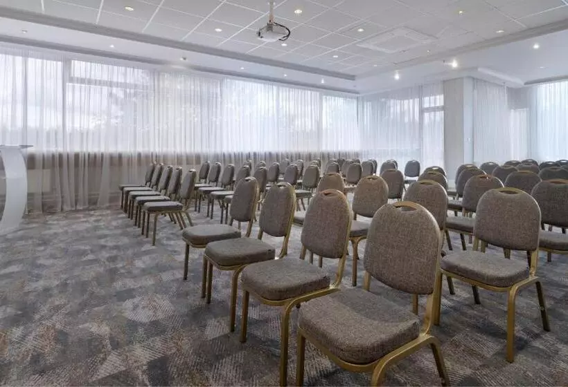 Delta Hotels By Marriott Edinburgh