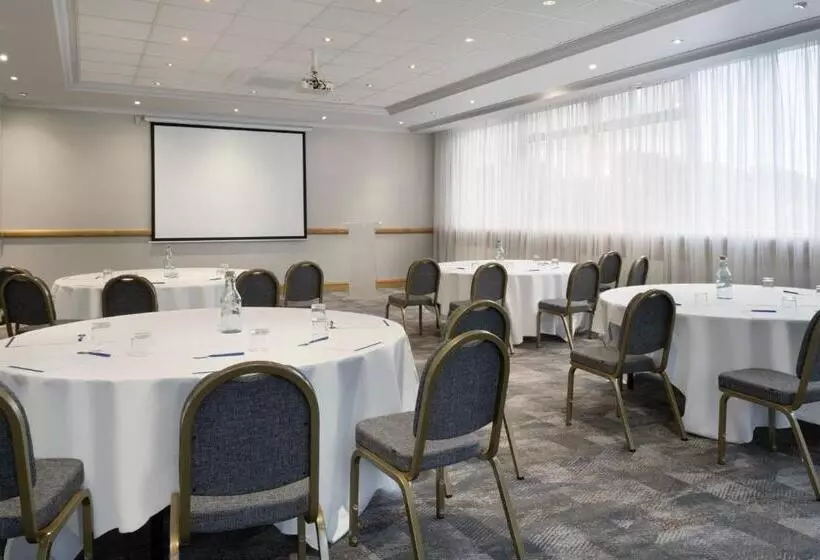 Delta Hotels By Marriott Edinburgh