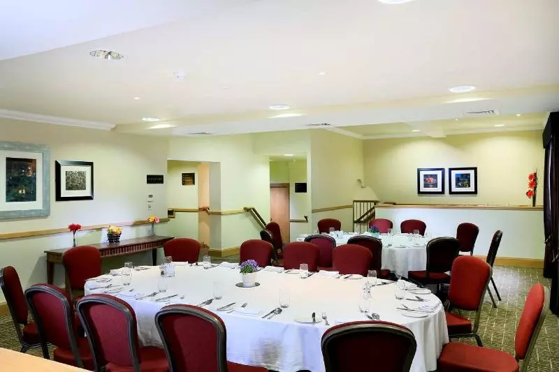 酒店 Macdonald Norwood Hall