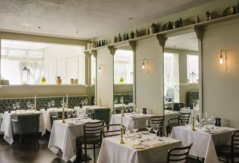 فندق Merchants Manor Spa