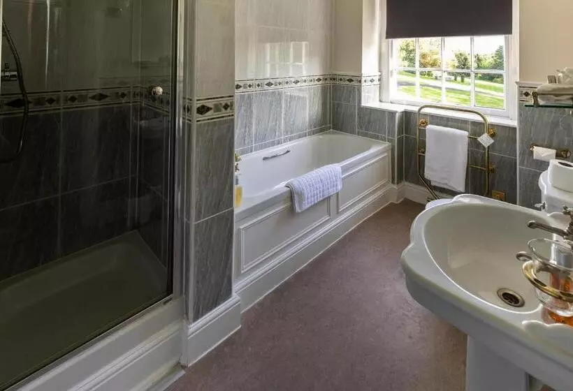 Отель Northcote Manor