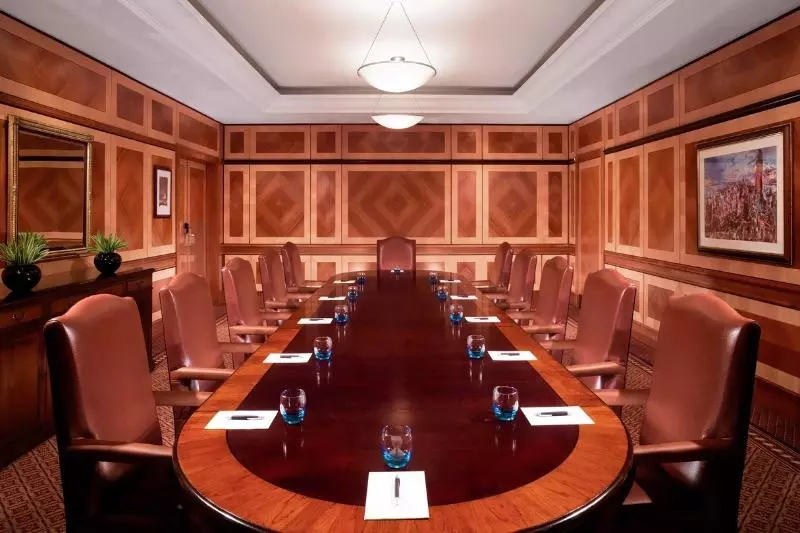 Sheraton Skyline Hotel London Heathrow