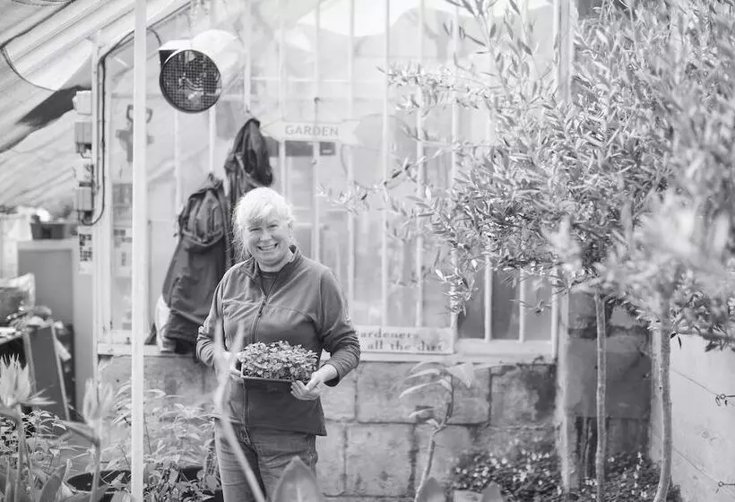 בית מלון כפרי The Bath Priory  A Relais & Chateaux