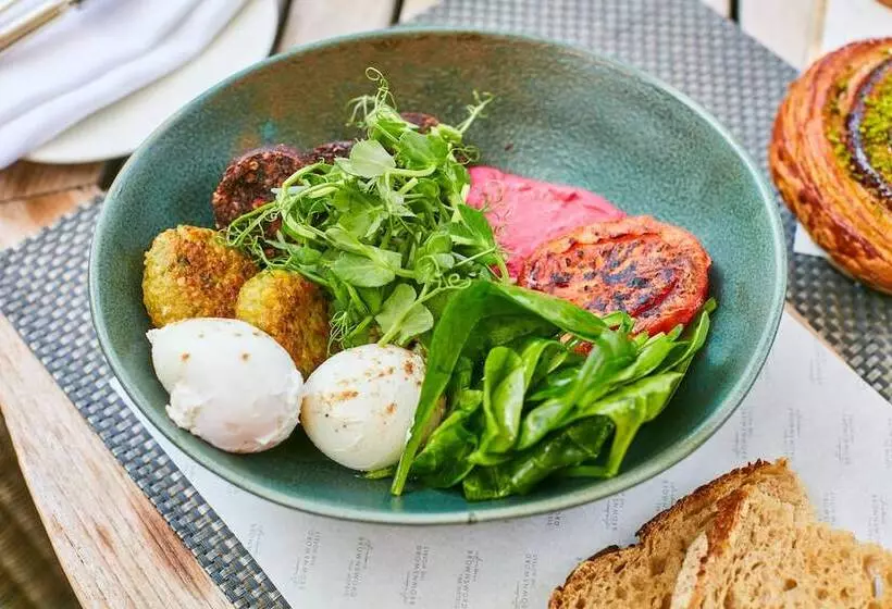 בית מלון כפרי The Bath Priory  A Relais & Chateaux