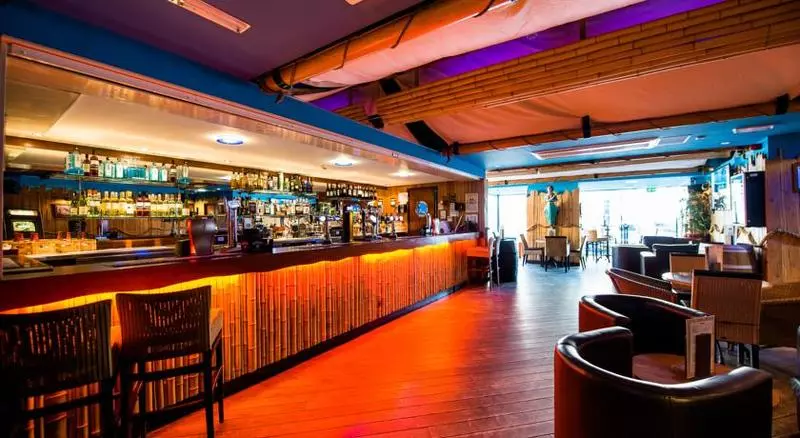 호텔 The Liner At Liverpool