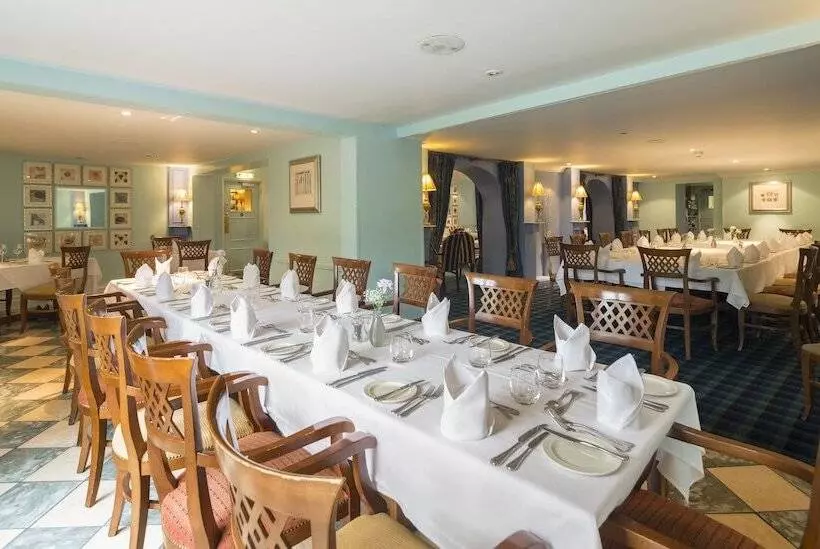 Hotel Three Ways House