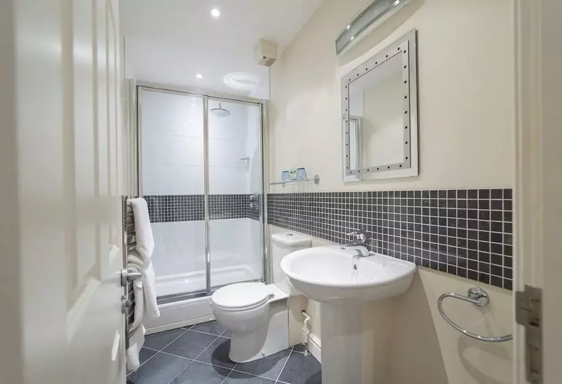 Hotel Three Ways House