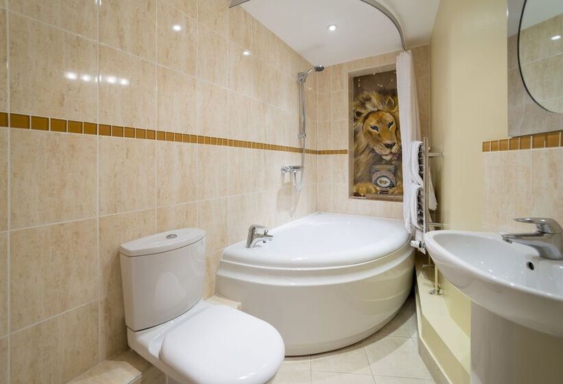 فندق Three Ways House