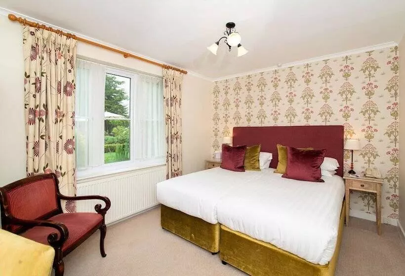 Hotel Three Ways House