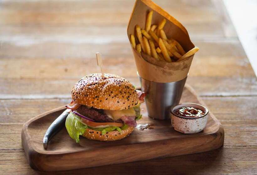 Village Hotel Manchester Hyde