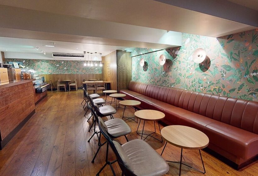 Village Hotel Manchester Hyde